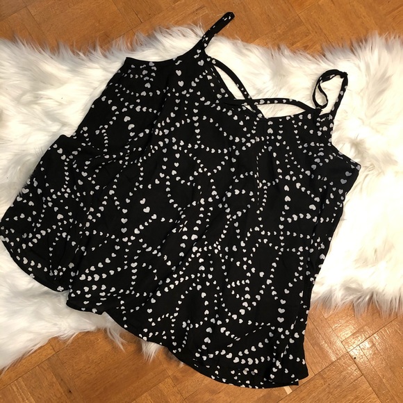 torrid Tops - Torrid Heart Pattern Tank❤️